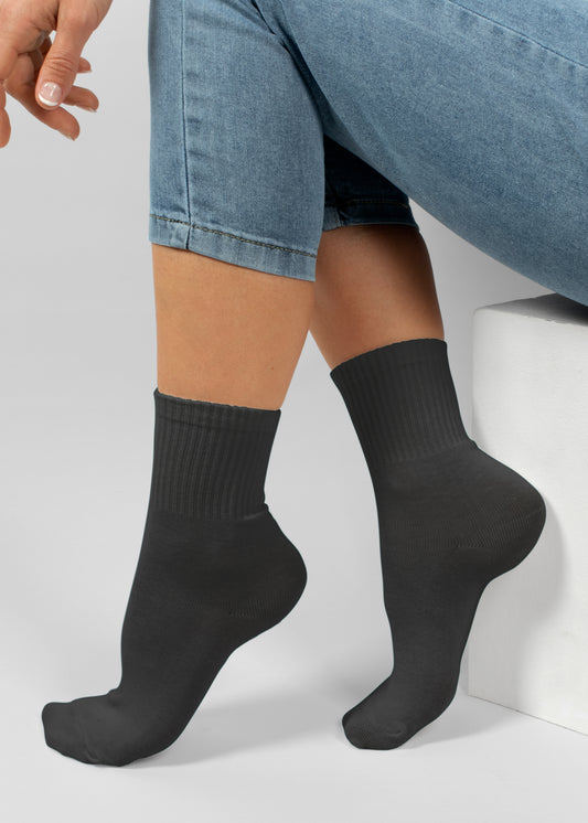 Diabetic Plain Black socks Crew